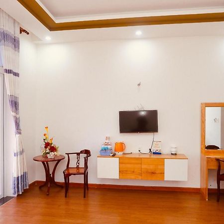 Hotel Duc Thanh Chi Khu Co Ong Екстер'єр фото